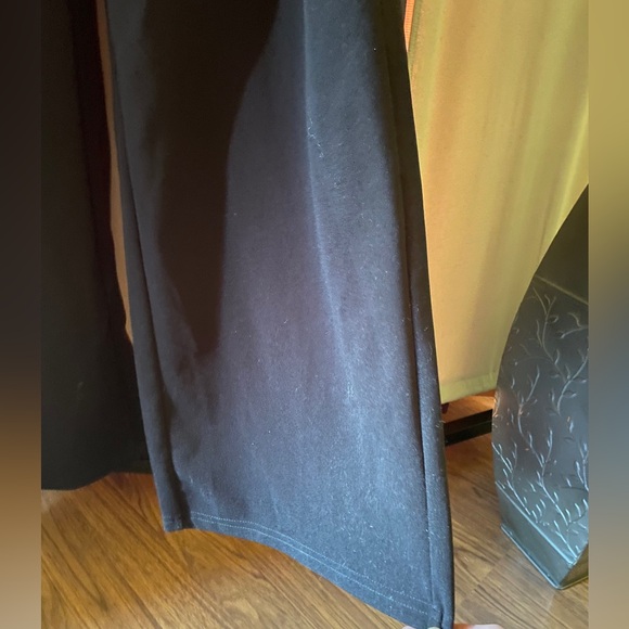 NWT SHEIN elegant black jumpsuit with side zipper. Size Medium. True to size. - Picture 4 of 9